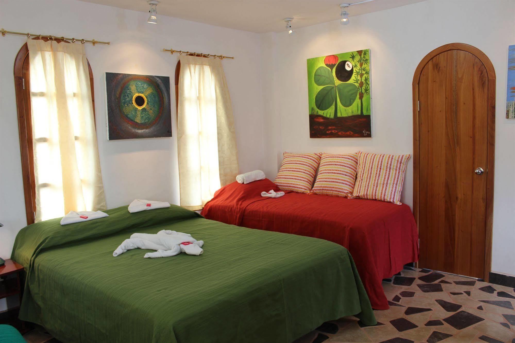 La Fortaleza De Haro Bed and breakfast